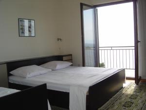 Fotografia z galérie ubytovania Apartments by the sea Podgora, Makarska - 12465 v Podgore + 23 fotografií