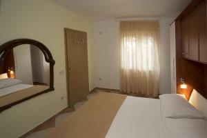 Posteľ alebo postele v izbe v ubytovaní Apartment Mavarstica 12696a