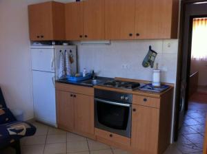 Zdjęcie z galerii obiektu Apartments with a parking space Petrcane, Zadar - 12741 w Petrčane