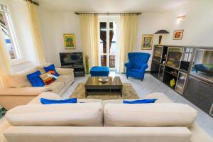 Fotografie z fotogalerie ubytování Apartments by the sea Kastel Luksic, Kastela - 12872 v destinaci Kaštela
