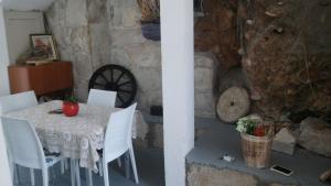 Fotografie z fotogalerie ubytování Apartments by the sea Gradac, Makarska - 13181 v Gradaci