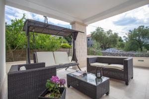 Balkón alebo terasa v ubytovaní Seaside holiday house Mali Ston (Peljesac) - 13443
