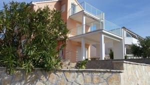 Fotografie z fotogalerie ubytování Apartments by the sea Razanj, Rogoznica - 13507 v Rogoznici