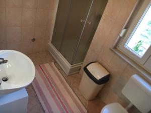 Fotografie z fotogalerie ubytování Apartments by the sea Razanj, Rogoznica - 13507 v Rogoznici