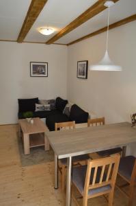 Χώρος καθιστικού στο Apartments by the sea Cres - 13510 +6 φωτογραφίες
