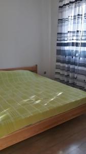 En eller flere senge i et værelse på Secluded house with a parking space Cove Borova, Hvar - 13526