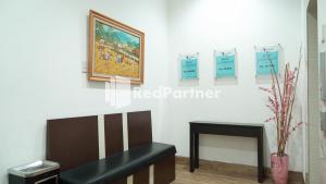 Foto sihtkohas Medan asuva majutusasutuse Wisma Sederhana Medan Mitra RedDoorz galeriist