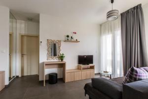 Fotografie z fotogalerie ubytování Apartments by the sea Medici, Omis - 13634 v destinaci Mimice