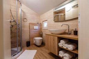 Fotografie z fotogalerie ubytování Apartments by the sea Medici, Omis - 13634 v destinaci Mimice