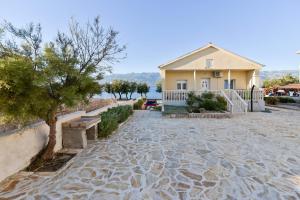 Fotografie z fotogalerie ubytování Seaside holiday house Razanac, Zadar - 13677 v destinaci Ražanac