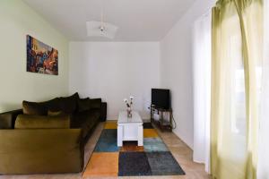 Fotografie z fotogalerie ubytování Seaside holiday house Razanac, Zadar - 13677 v destinaci Ražanac