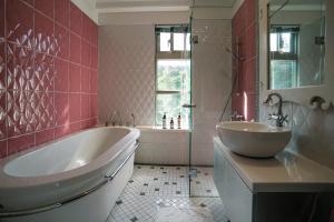 Koupelna v ubytování 小鳥敲門 Bird Villa + 37 fotografií
