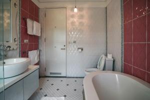 Un baño de 小鳥敲門 Bird Villa
