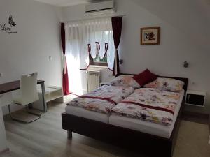 Fotografie z fotogalerie ubytování Apartments and rooms with parking space Seliste Dreznicko, Plitvice - 14671 v destinaci Rakovica