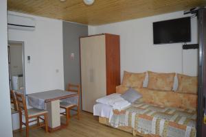 Fotografie z fotogalerie ubytování Apartments and rooms with parking space Seliste Dreznicko, Plitvice - 14671 v destinaci Rakovica