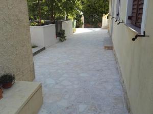 Zdjęcie z galerii obiektu Family friendly seaside apartments Preko, Ugljan - 14692 w mieście Preko +21 zdjęć
