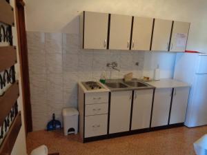 Zdjęcie z galerii obiektu Studio Sukosan 14681b w Sukošanie