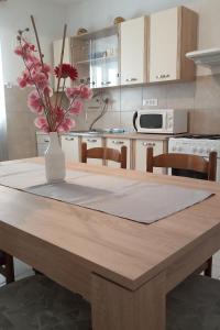 Kuchyň nebo kuchyňský kout v ubytování Seaside holiday house Vinisce, Trogir - 14704