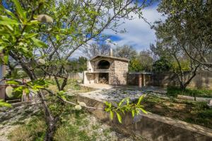 Zahrada ubytování Apartments and rooms by the sea Rovanjska, Paklenica - 14732