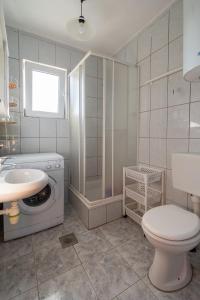 Kúpeľňa v ubytovaní Apartment Bibinje 14773c + 13 fotografií