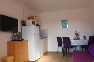 Fotografie z fotogalerie ubytování Apartments by the sea Pirovac, Sibenik - 14820 v destinaci Pirovac
