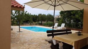 Fotografia z galérie ubytovania Family friendly apartments with a swimming pool Zadar - 14933 v destinácii Zadar