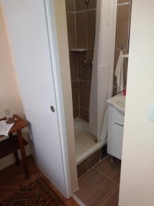 Fotografie z fotogalerie ubytování Apartments with WiFi Lastovo - 14990 v destinaci Lastovo