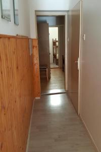 Fotografie z fotogalerie ubytování Apartments by the sea Selce, Crikvenica - 15063 v destinaci Selce