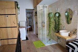 Kúpeľňa v ubytovaní Maison avec Suite Justice Argeles sur Mer + 31 fotografií