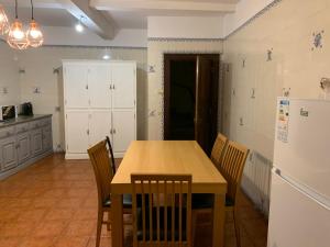 A cozinha ou cozinha compacta de Quinta Viela Principal