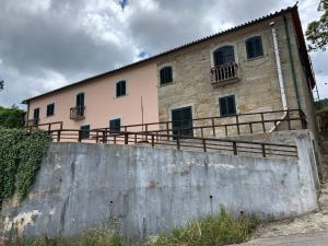 O edifício em que a casa de temporada se localiza