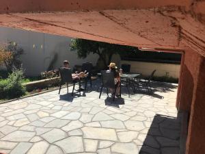 Hostia v ubytovaní AUTHENTIC HOUSE STRATONI CHALKIDIKI GREECE 6P SEAVIEW