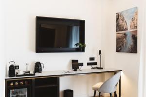 Príslušenstvo na prípravu kávy alebo čaju v ubytovaní Boutique Hotel Petit Montisión