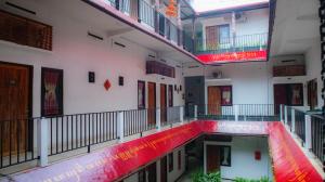 Balcó o terrassa a Mawar Asri Hotel
