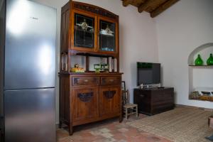 A kitchen or kitchenette at La Cantina Villa di campagna