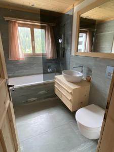 Ванна кімната в Haus Tannenweg