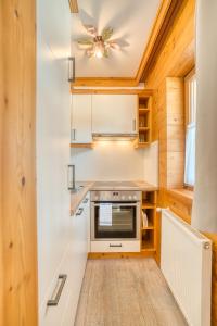 Kuchyň nebo kuchyňský kout v ubytování Appartement Hofmann