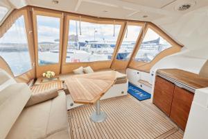 a view of the cockpit of a boat at Marli II in Lymington