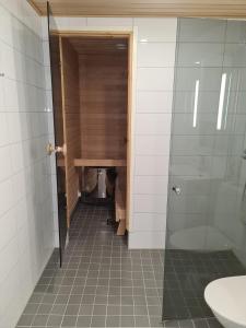 Ένα μπάνιο στο MR Apartments 2