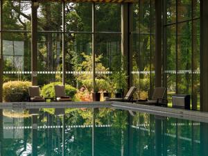 Piscina a The Dunloe Hotel & Gardens o a prop