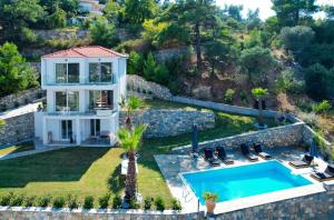 Gallery image of Kefi Luxury Villas in Limenas