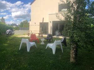 Vonkajšia záhrada v ubytovaní maison de charme avec jardin,pacé,proche de Rennes