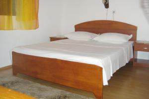 Postel nebo postele na pokoji v ubytování Apartments by the sea Sucuraj, Hvar - 136