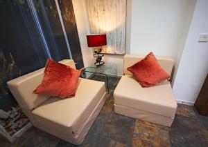 Posedenie v ubytovaní Apartamentos Infantes 28