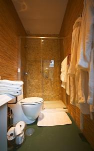 Kúpeľňa v ubytovaní Apartamentos Infantes 28