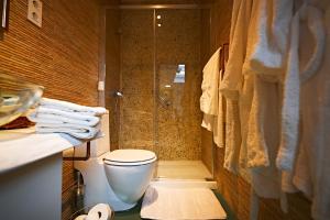 Kúpeľňa v ubytovaní Apartamentos Infantes 28