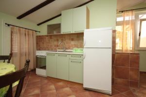 Fotografie z fotogalerie ubytování Apartments by the sea Metajna, Pag - 209 v destinaci Zubovići