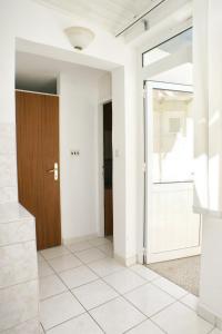 Fotografie z fotogalerie ubytování Apartments by the sea Metajna, Pag - 209 v destinaci Zubovići