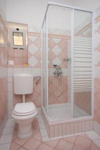 Fotografie z fotogalerie ubytování Apartments by the sea Metajna, Pag - 209 v destinaci Zubovići