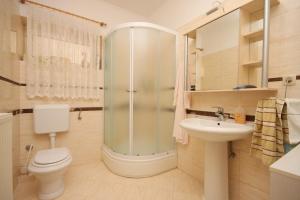 Fotografie z fotogalerie ubytování Apartments by the sea Metajna, Pag - 209 v destinaci Zubovići